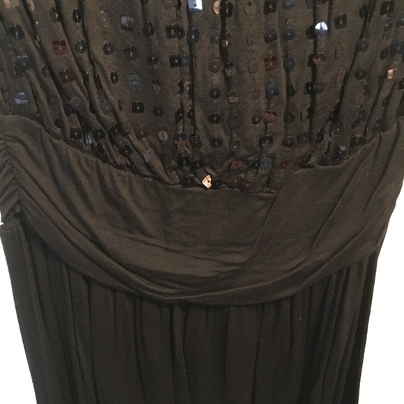 Forever 21 Sequin Dress - Picture 5 of 8